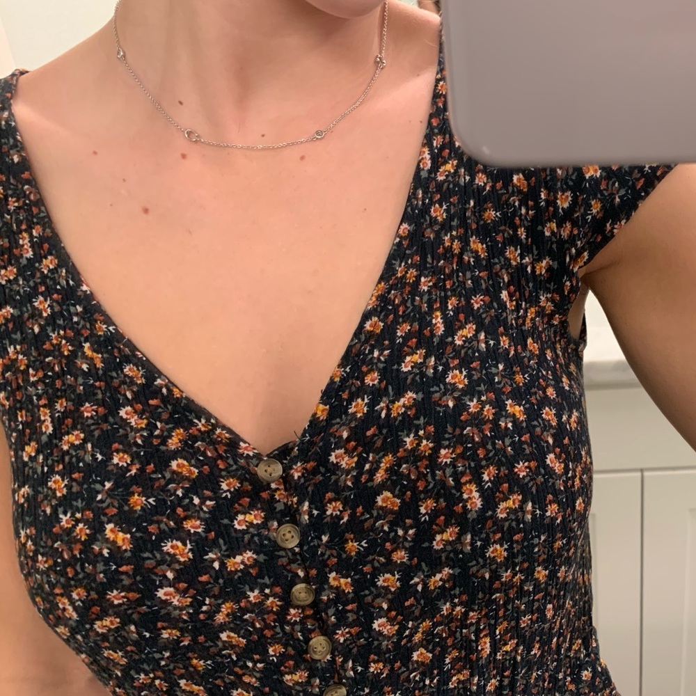 AE romper - Picture 3 of 4